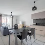 A Avec 2 Chambres, Parking Prive Et Proche Plages - Fr-1-319-16