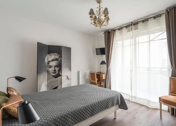 A Avec 2 Chambres, Parking Prive Et Proche Plages - Fr-1-319-16 Apartment *